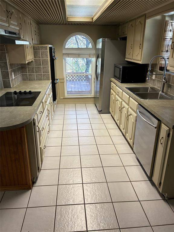 Duncanville, TX 75116,1122 Jungle Drive