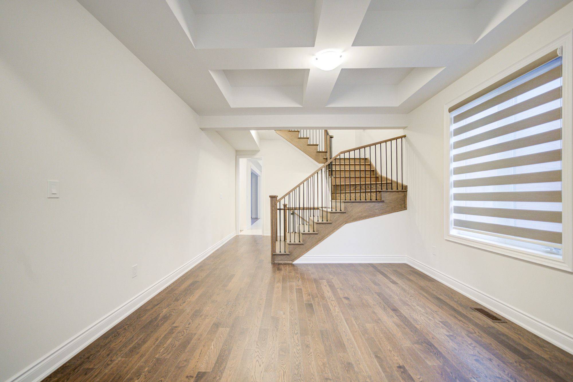 Oakville, ON L6H 7G1,3075 Perkins Way N/A