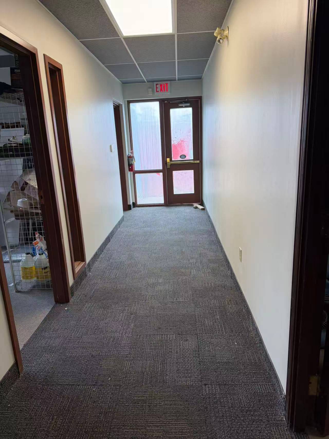 Burlington, ON L7L 5K6,940 Sheldon CT #Main