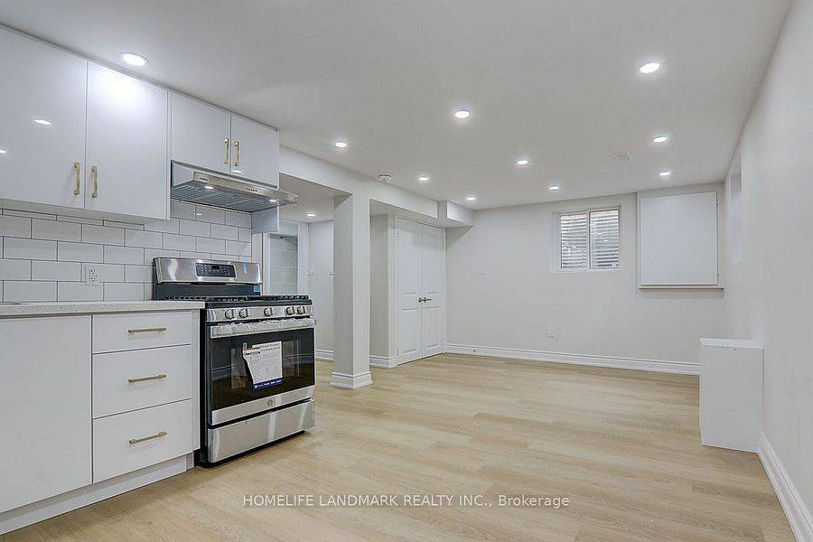 Brampton, ON L6V 2K3,20 Heggie RD