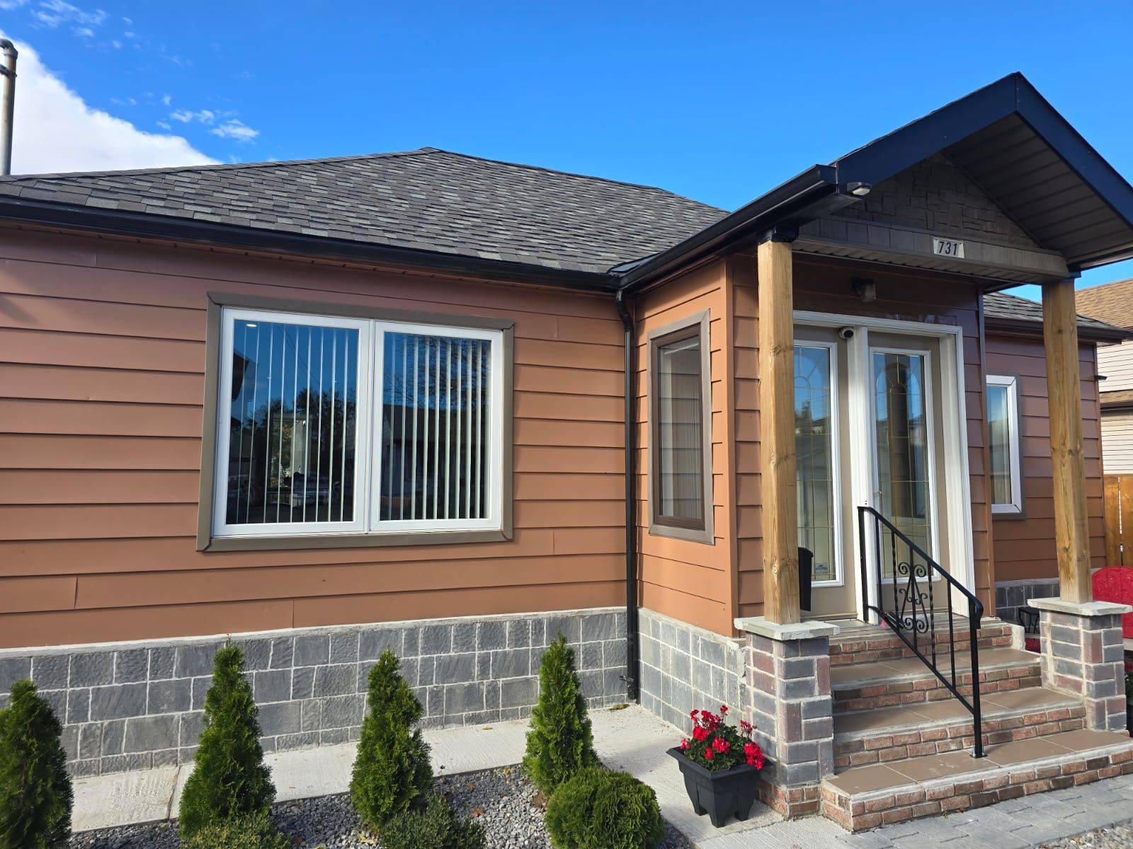 Hamilton, ON L8H 6K7,731 Knox AVE #MAIN