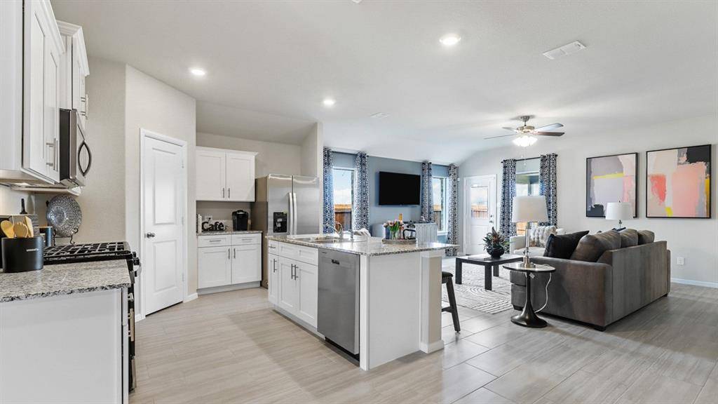 Bridgeport, TX 76246,256 RAINWATER Lane