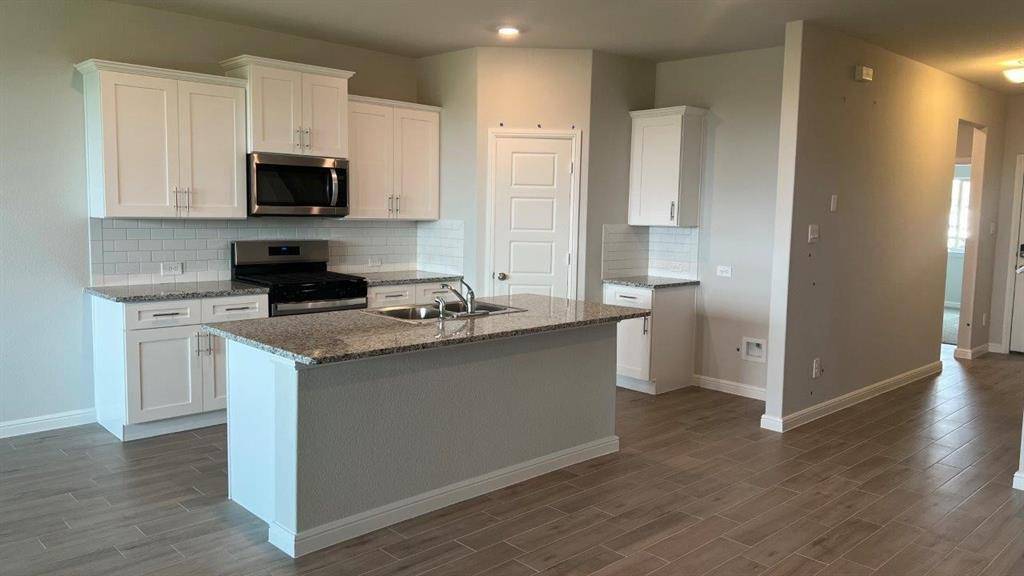 Fort Worth, TX 76131,8409 HOLLYMEAD Lane