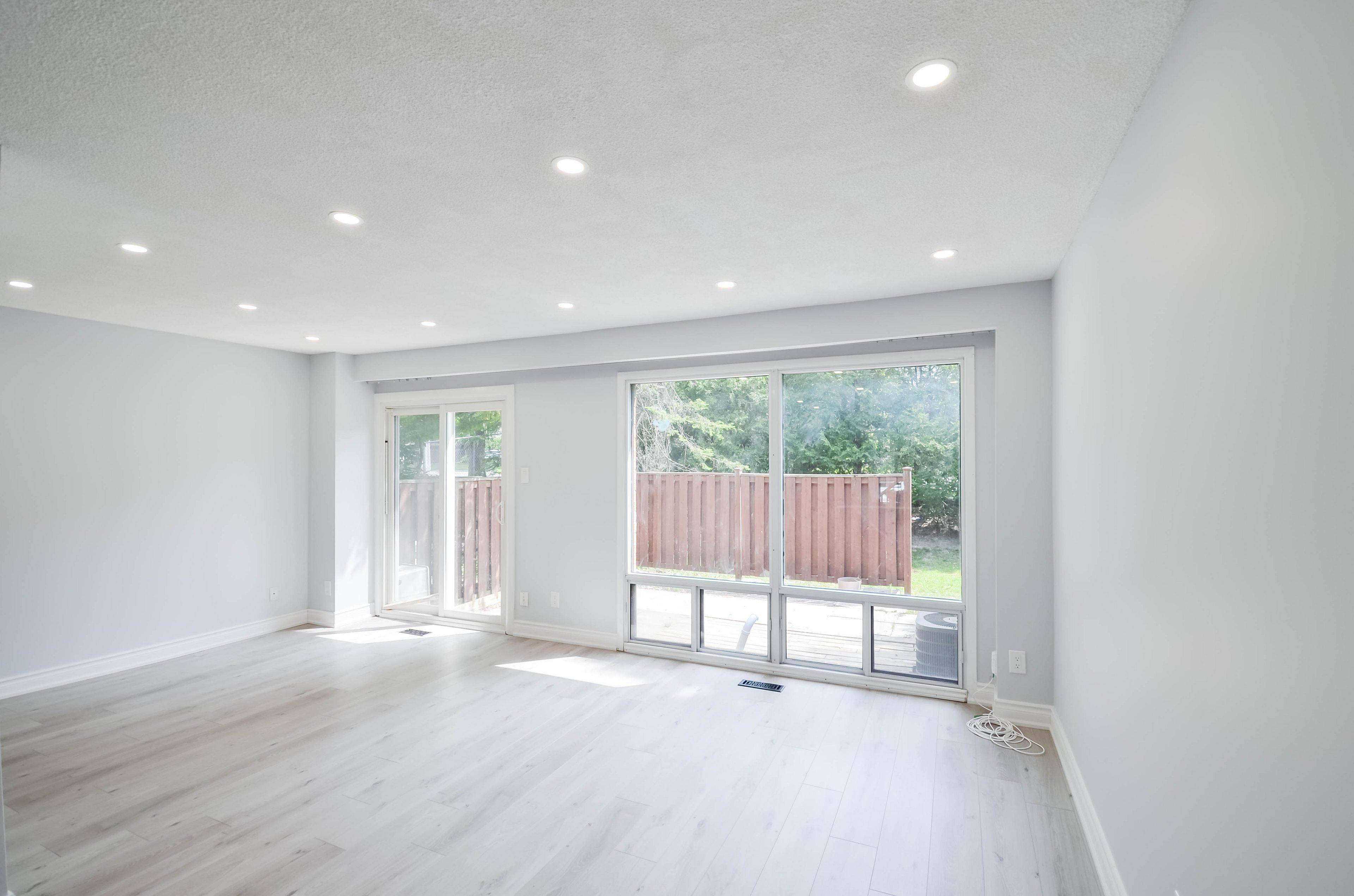 Toronto E05, ON M1T 3S5,30 Chichester PL #64