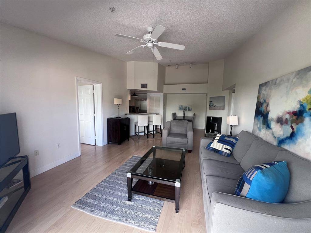 Fort Lauderdale, FL 33316,2021 SE 10th Ave #219