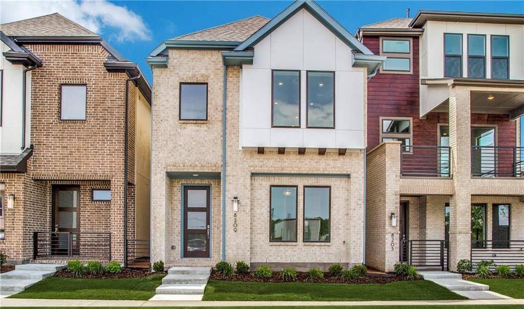 Dallas, TX 75231,8209 Laflin Lane