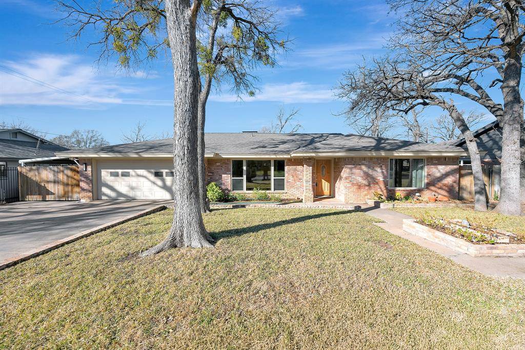 Hurst, TX 76054,1761 Cynthia Lane