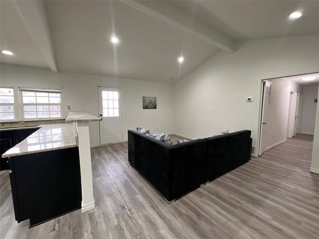 Arlington, TX 76014,1009 Dawnview Street