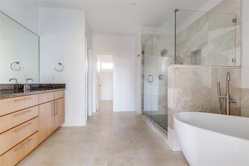 Dallas, TX 75219,3800 Holland Avenue #5