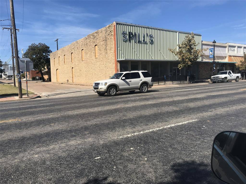 Winters, TX 79567,135 S Main Street