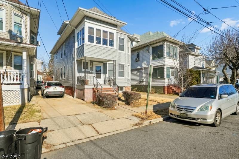 Clifton City, NJ 07011,18 E 2Nd St