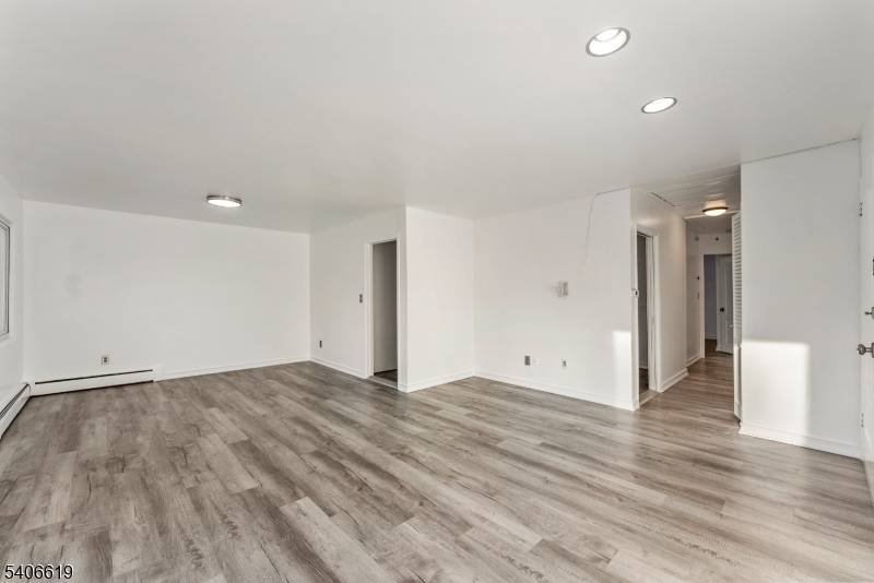 West Orange Twp., NJ 07052,1 Dunn Rd