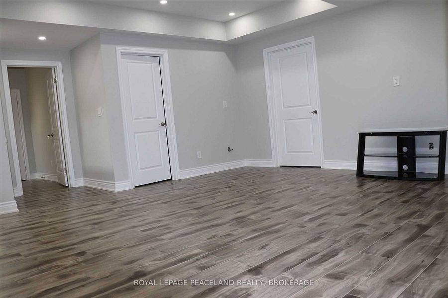 Vaughan, ON L6A 4Y6,158 Hurst AVE #Bsmt