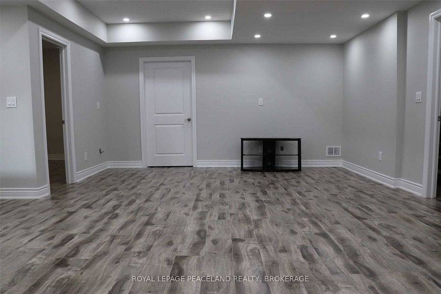 Vaughan, ON L6A 4Y6,158 Hurst AVE #Bsmt