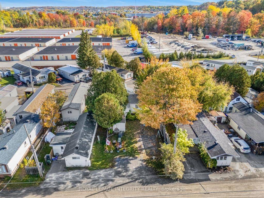 Orleans - Cumberland And Area, ON K1C 1T1,3535 St. Joseph BLVD #33