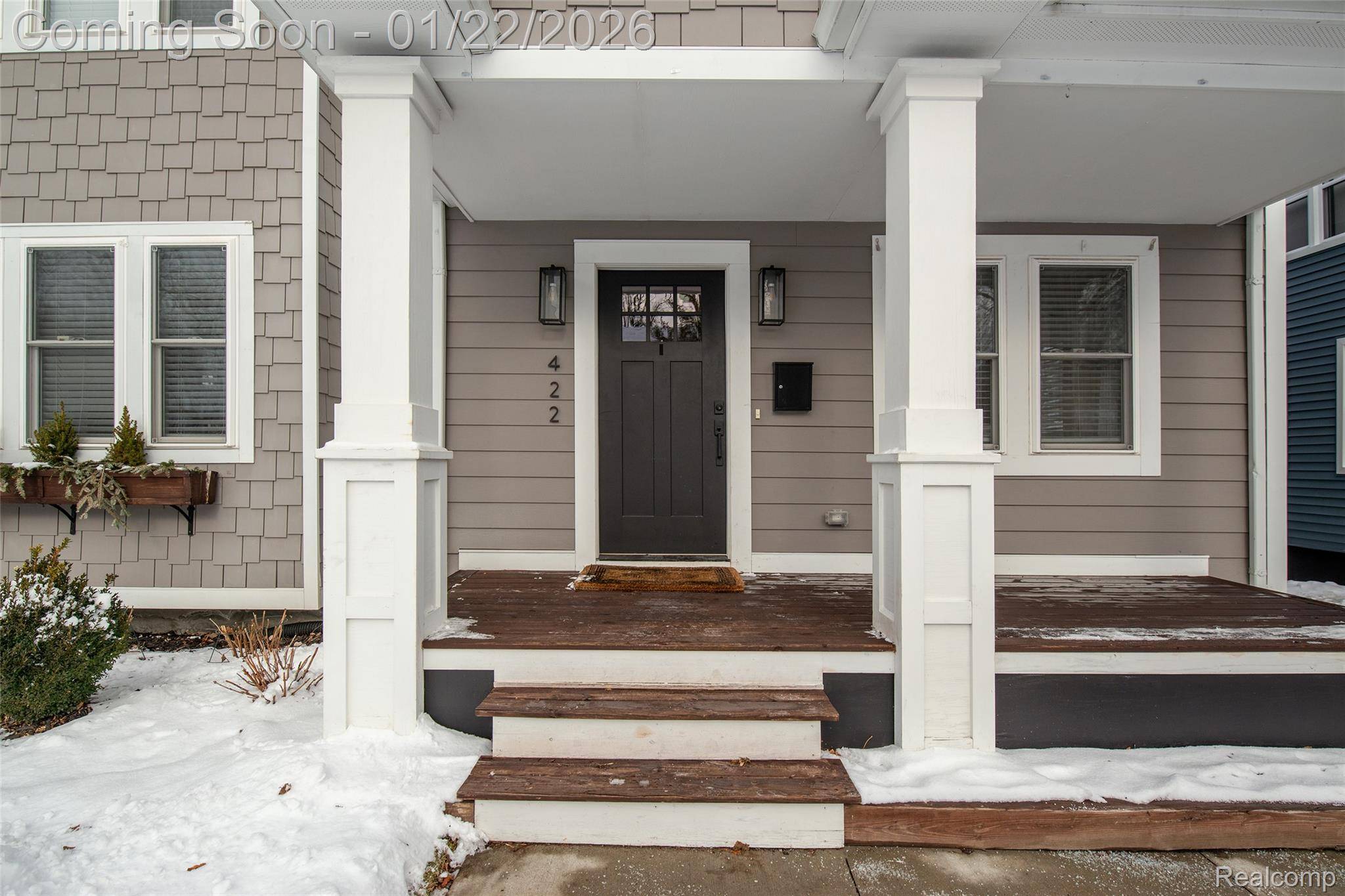 Royal Oak, MI 48073,422 Walnut AVE