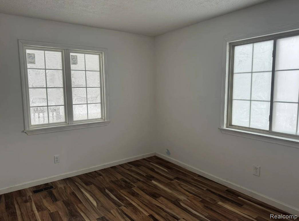 Burton, MI 48529,2099 Brady AVE