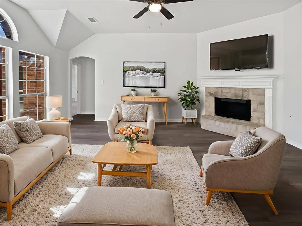 Fort Worth, TX 76179,7108 Brekenridge Drive