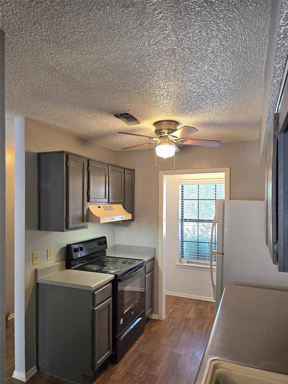 Fort Worth, TX 76135,5807 Shadydell Drive