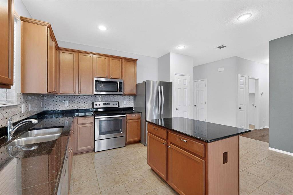 Fort Worth, TX 76131,2409 Buelingo Lane