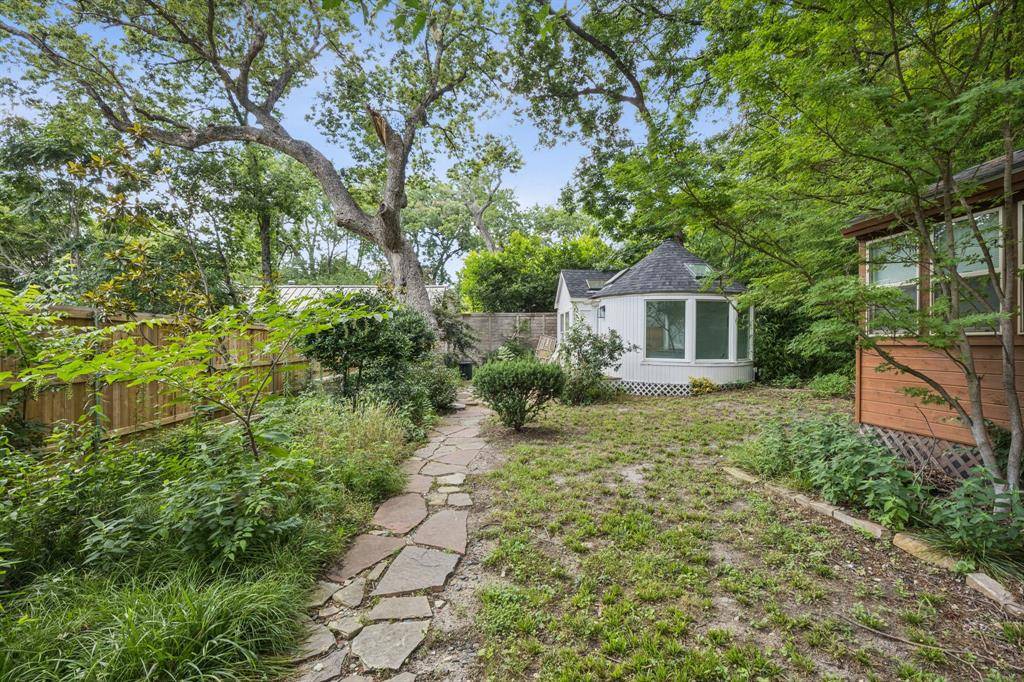 Dallas, TX 75218,8647 San Leandro Drive