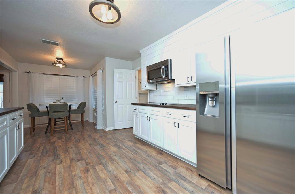 De Cordova, TX 76049,3701 Nocona Drive