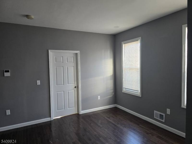 Newark City, NJ 07112,53 Aldine St