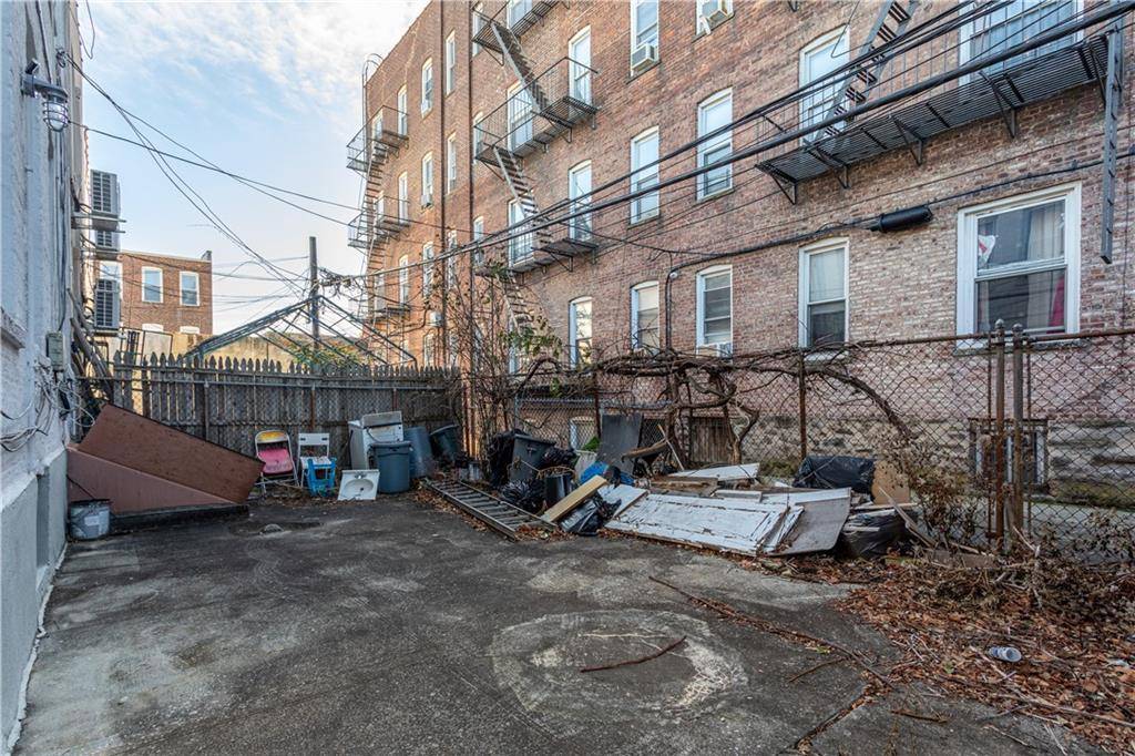 Brooklyn, NY 11204,1966 64th ST