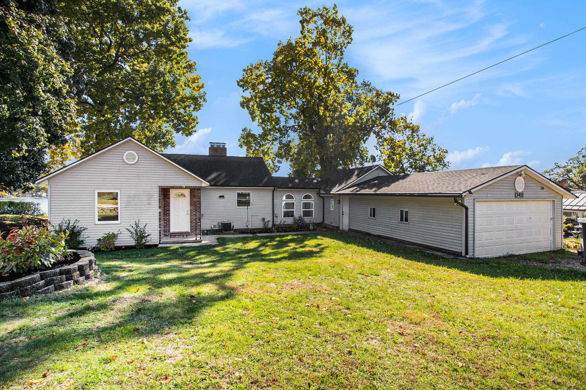 Battle Creek, MI 49017,3411 W Shore DR