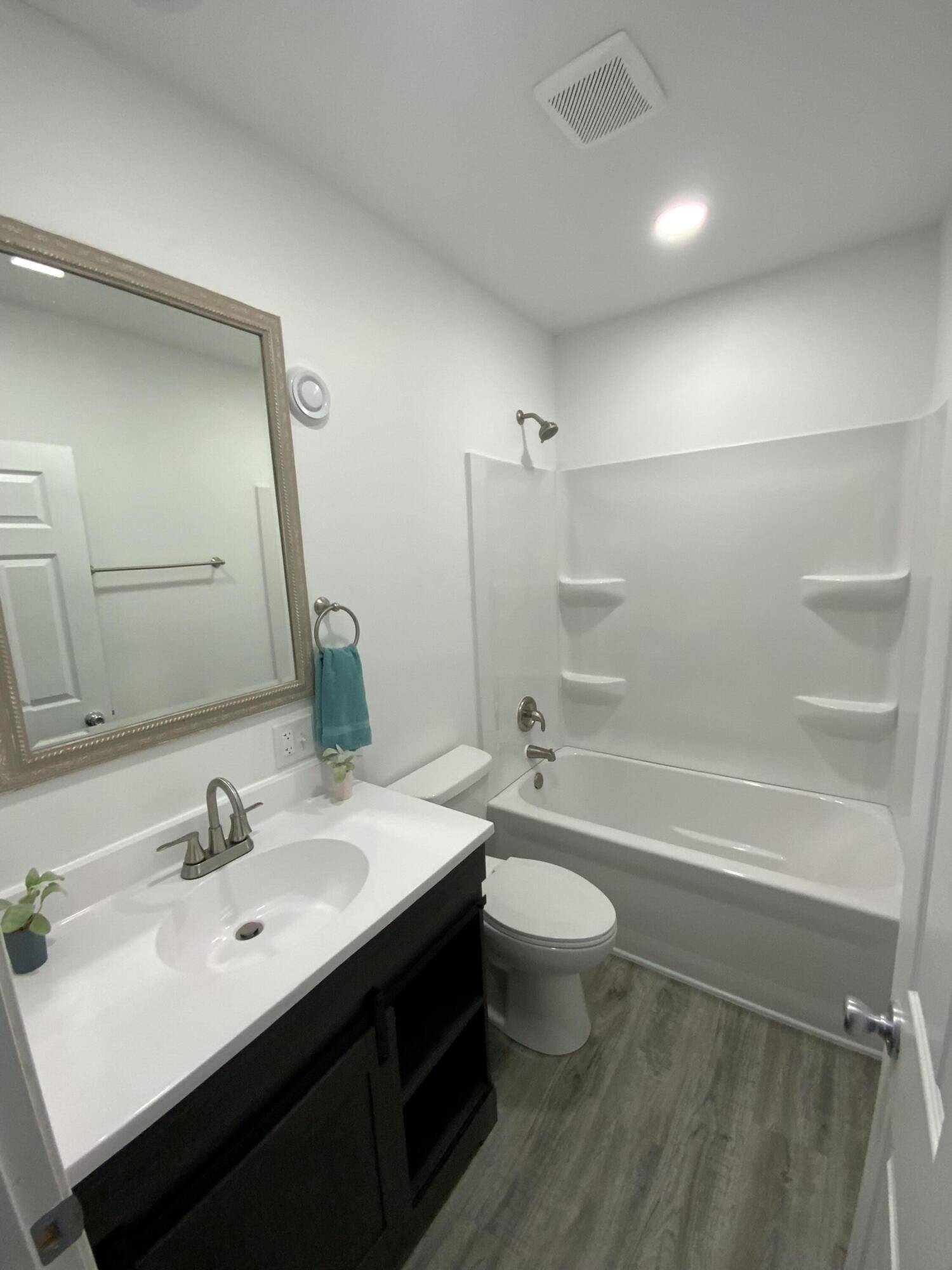 Jackson, MI 49203,1156 Knapp ST