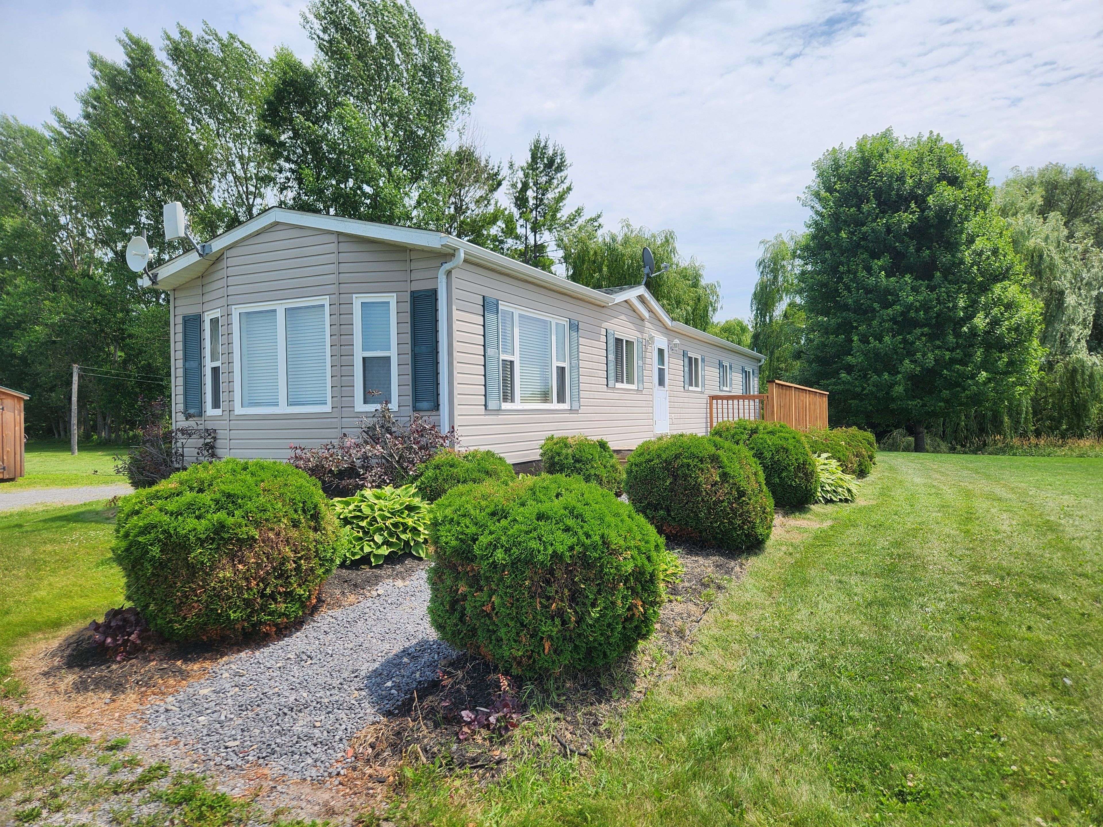 Mississippi Mills, ON K0A 1A0,Address not disclosed