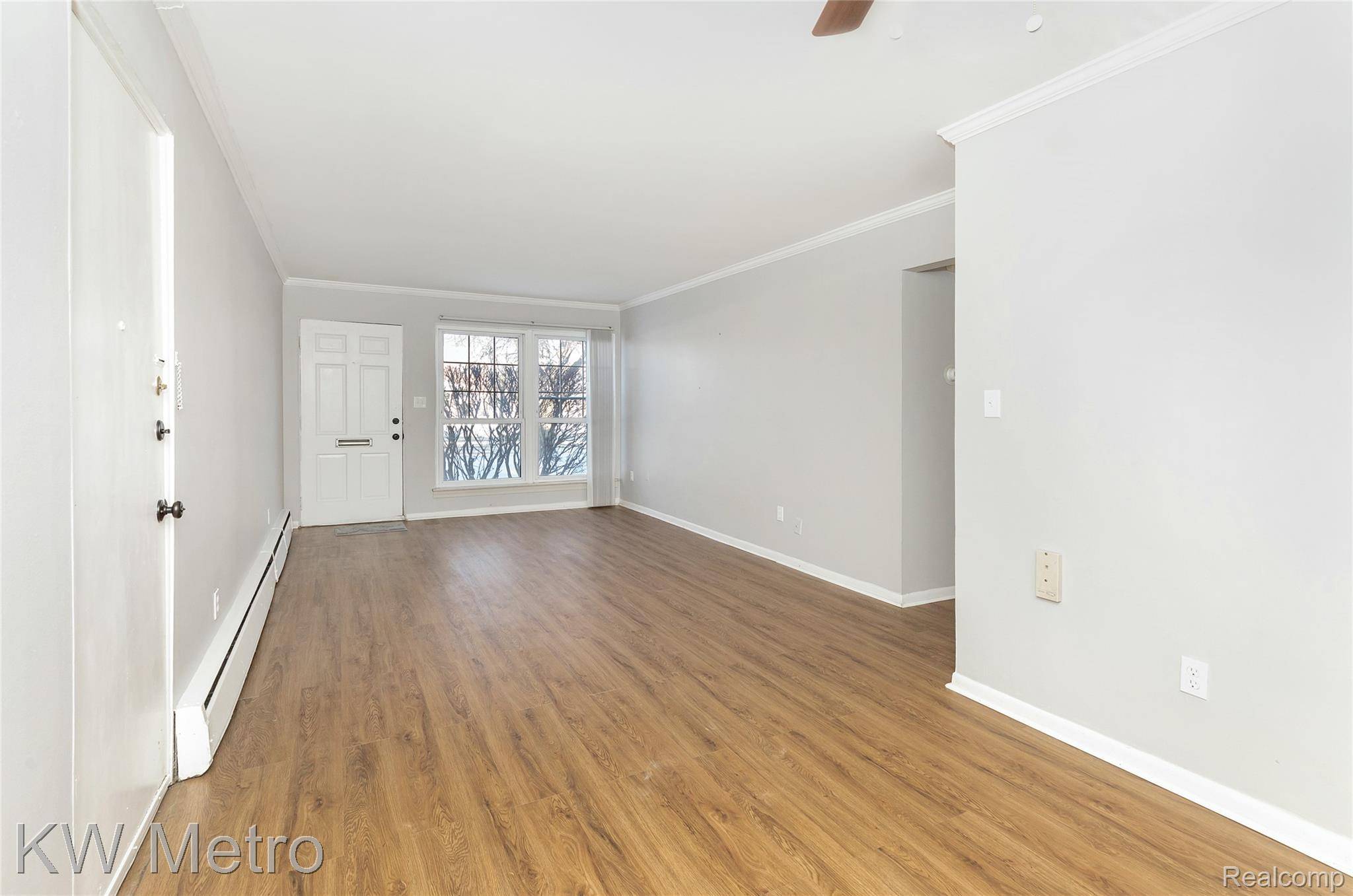 Royal Oak, MI 48073,2817 W 13 Mile RD