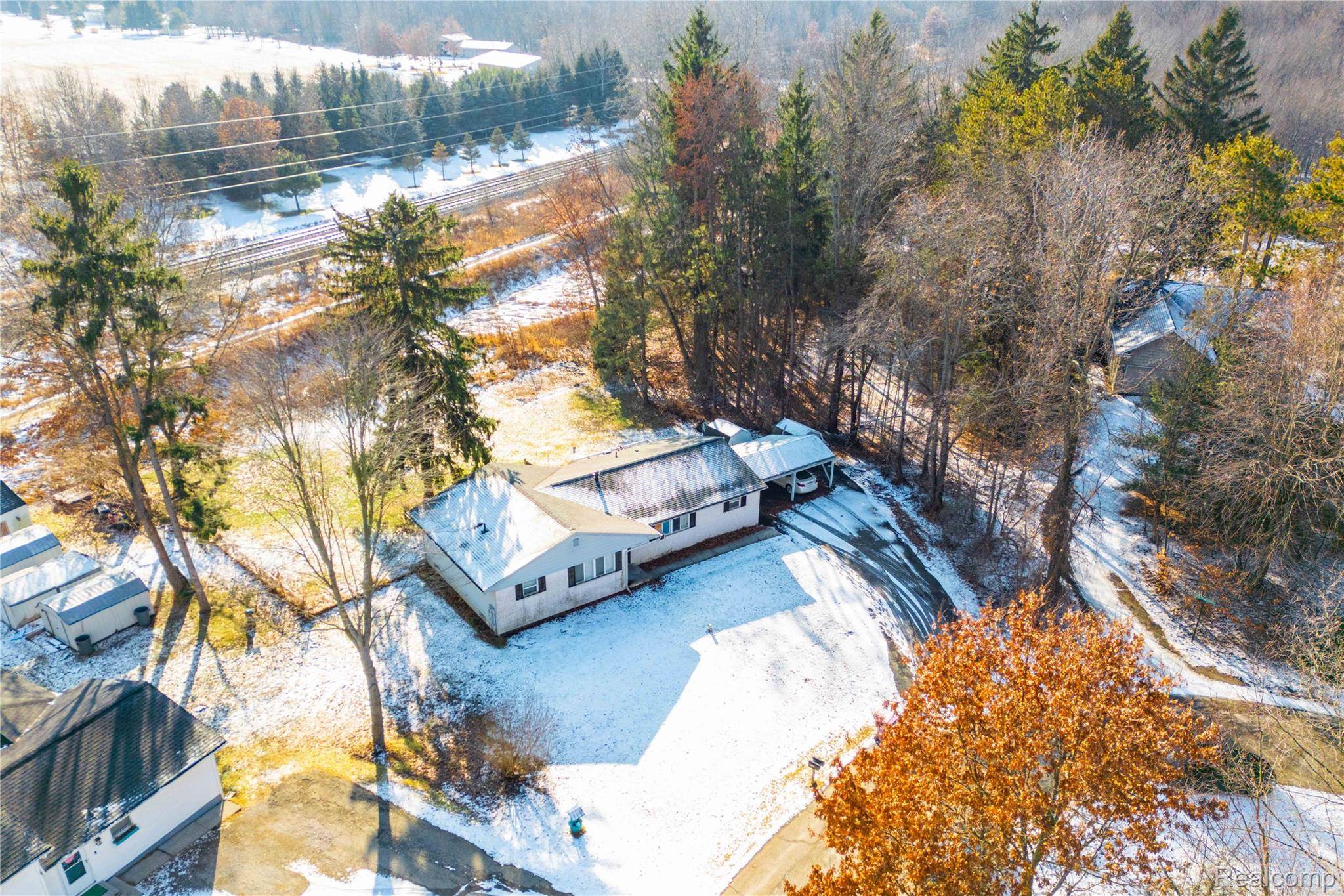 Perry, MI 48872,12579 Spruce LN