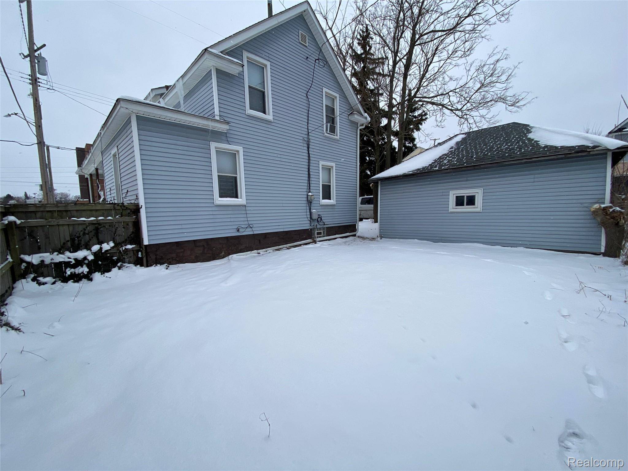 Pontiac, MI 48341,75 Green ST