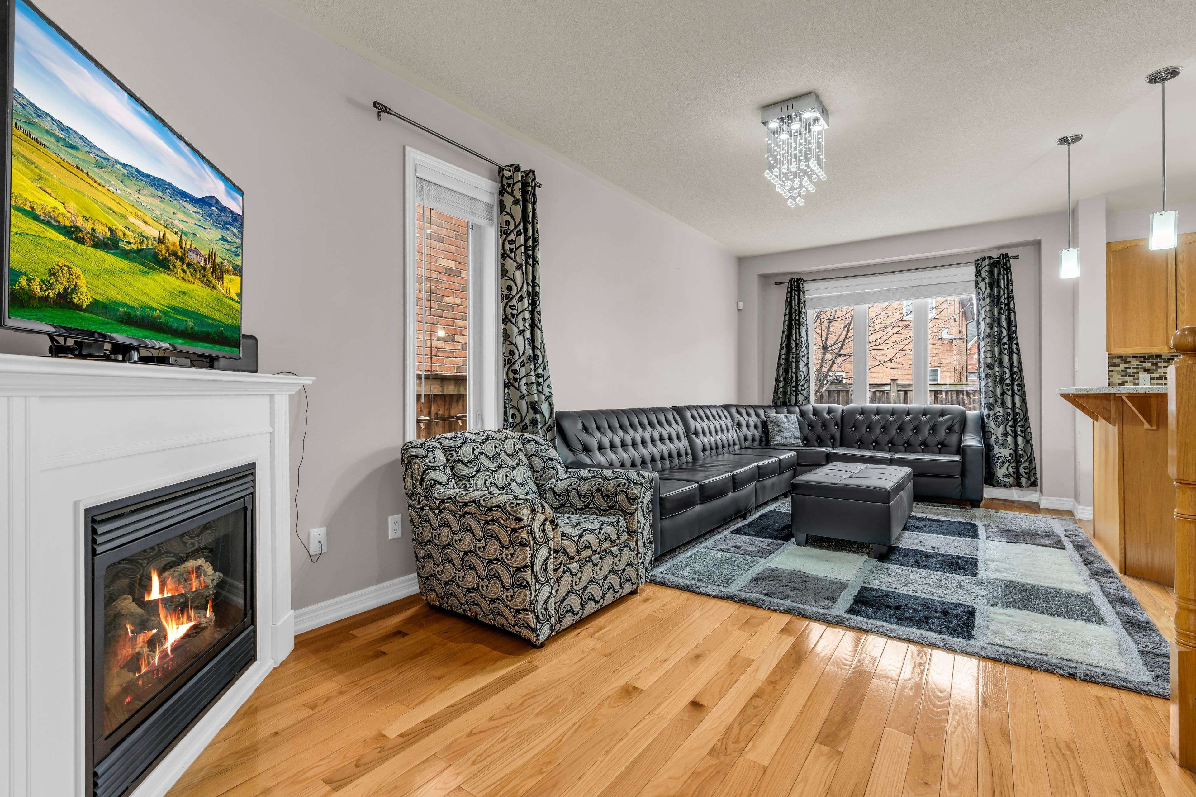 Brampton, ON L7A 0M4,5 Amaryllis DR