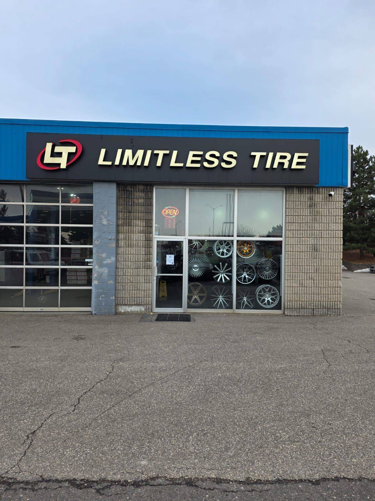 Mississauga, ON L5N 3K6,2310 Battleford RD #2