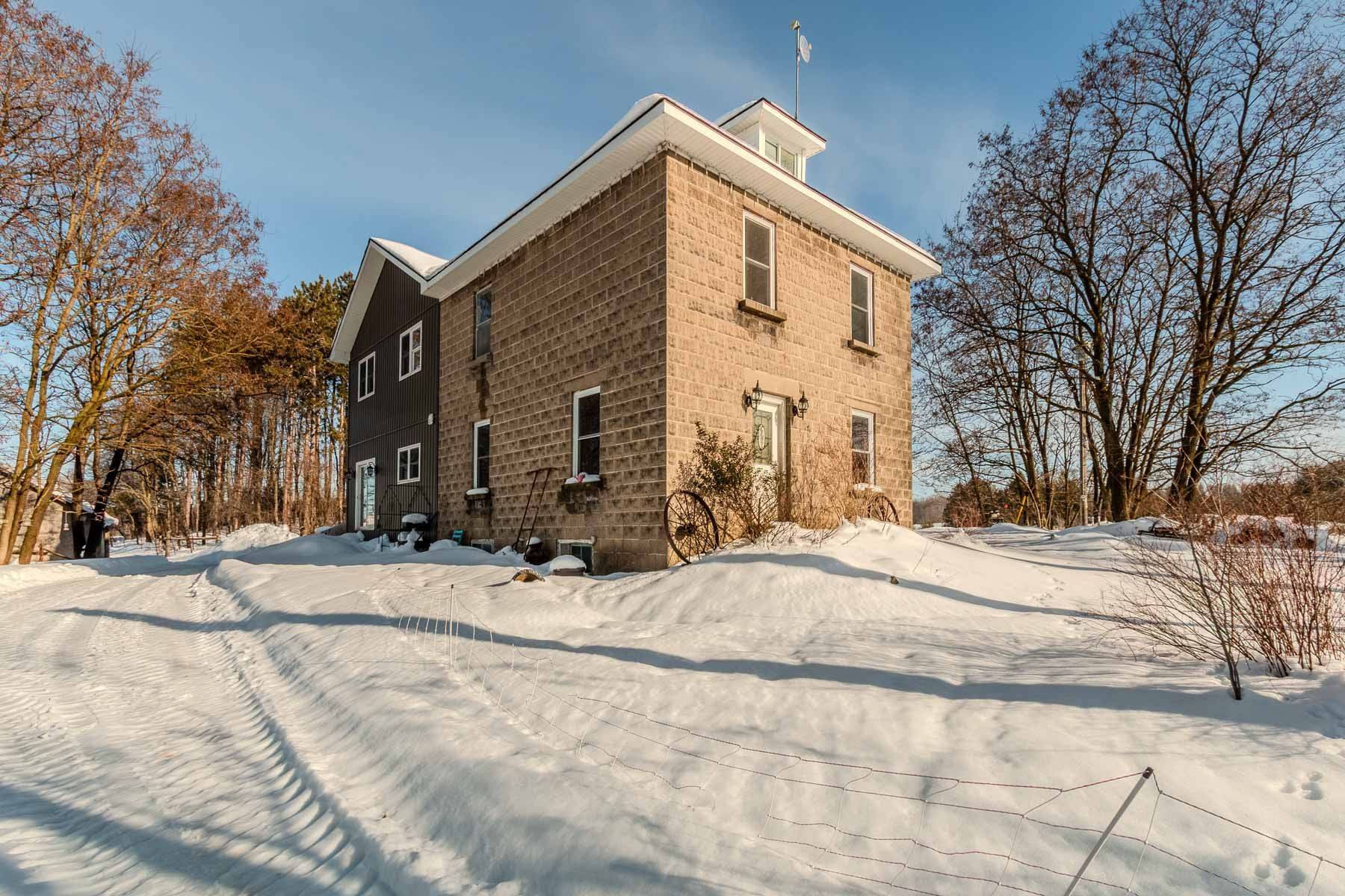 Chatsworth, ON N0H 1R0,797177 East Back Line