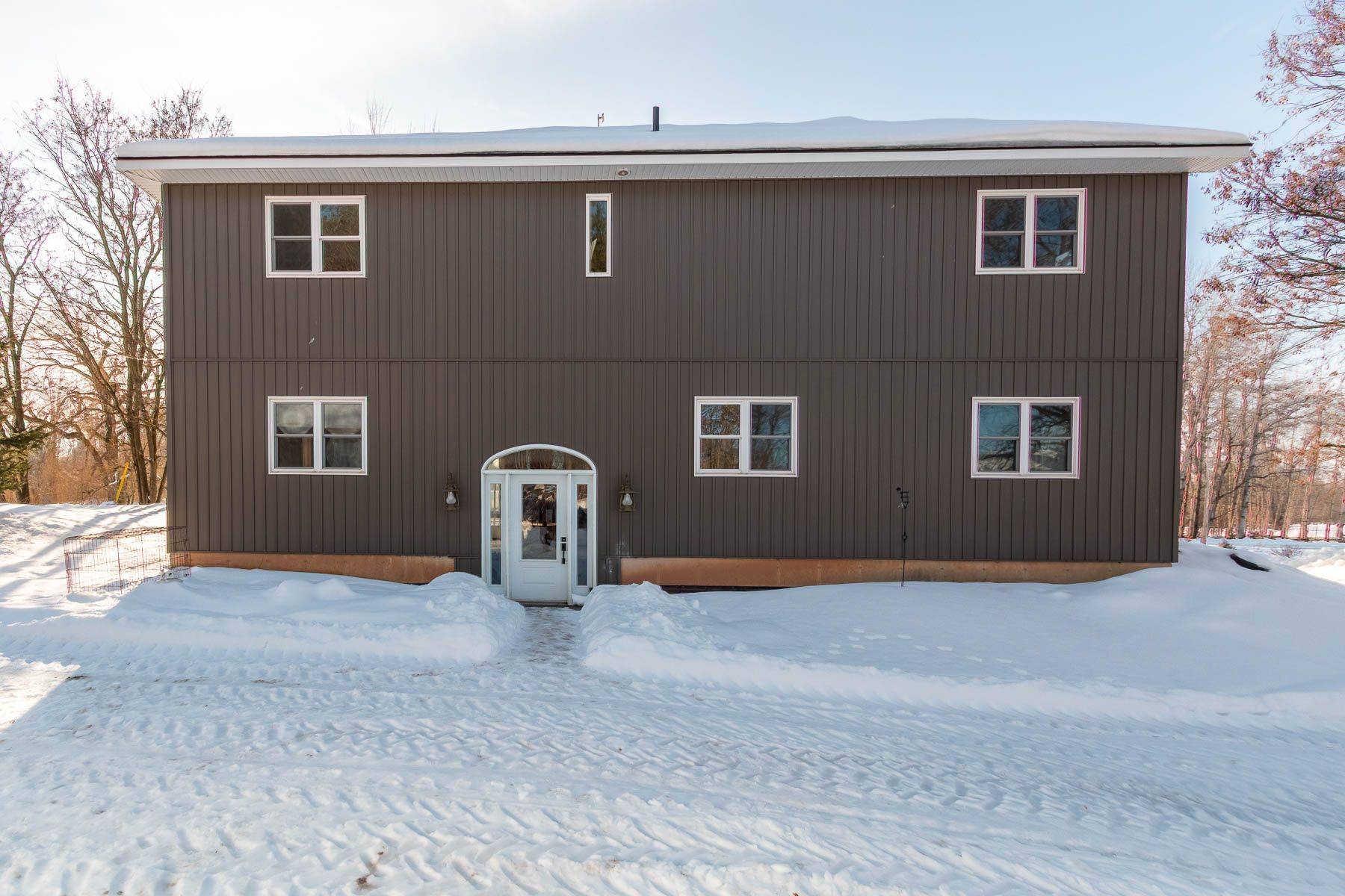 Chatsworth, ON N0H 1R0,797177 East Back Line