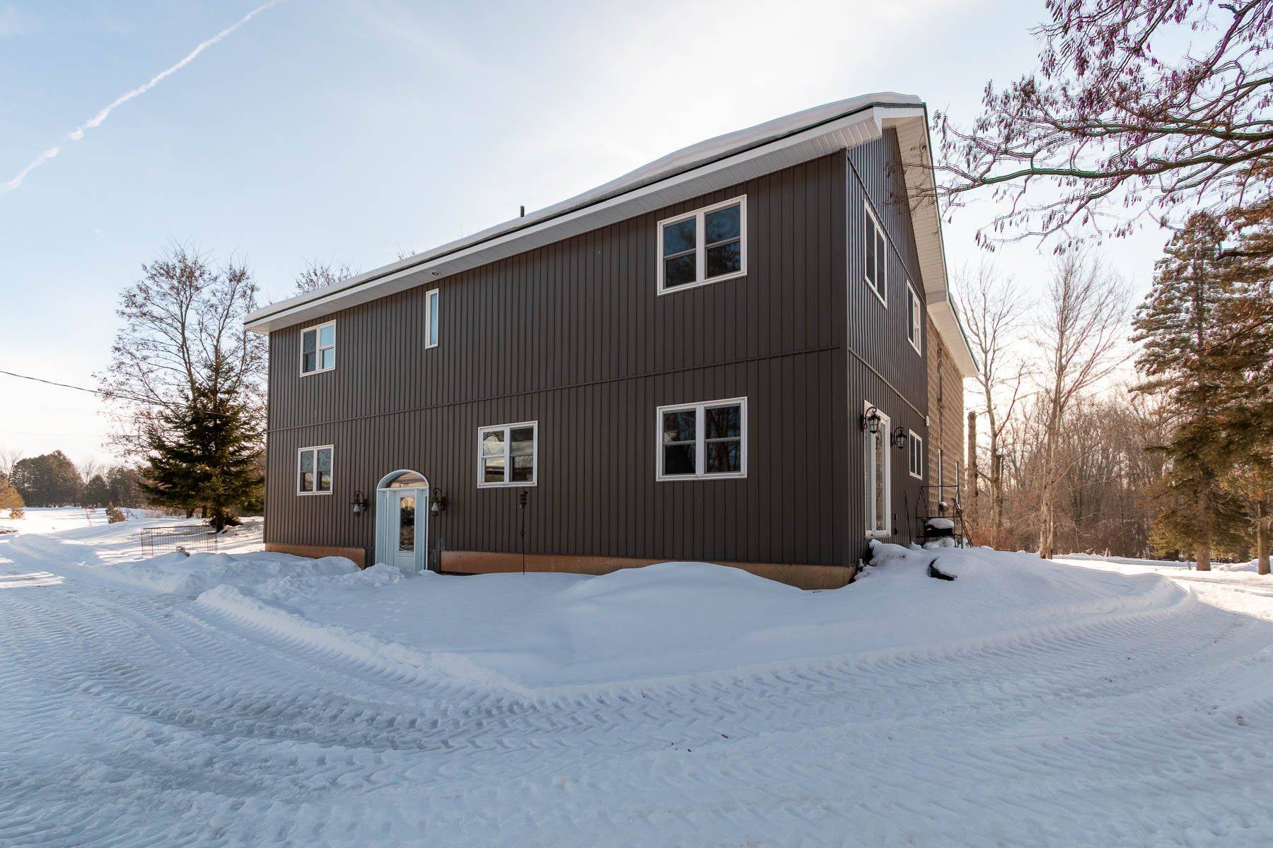 Chatsworth, ON N0H 1R0,797177 East Back Line