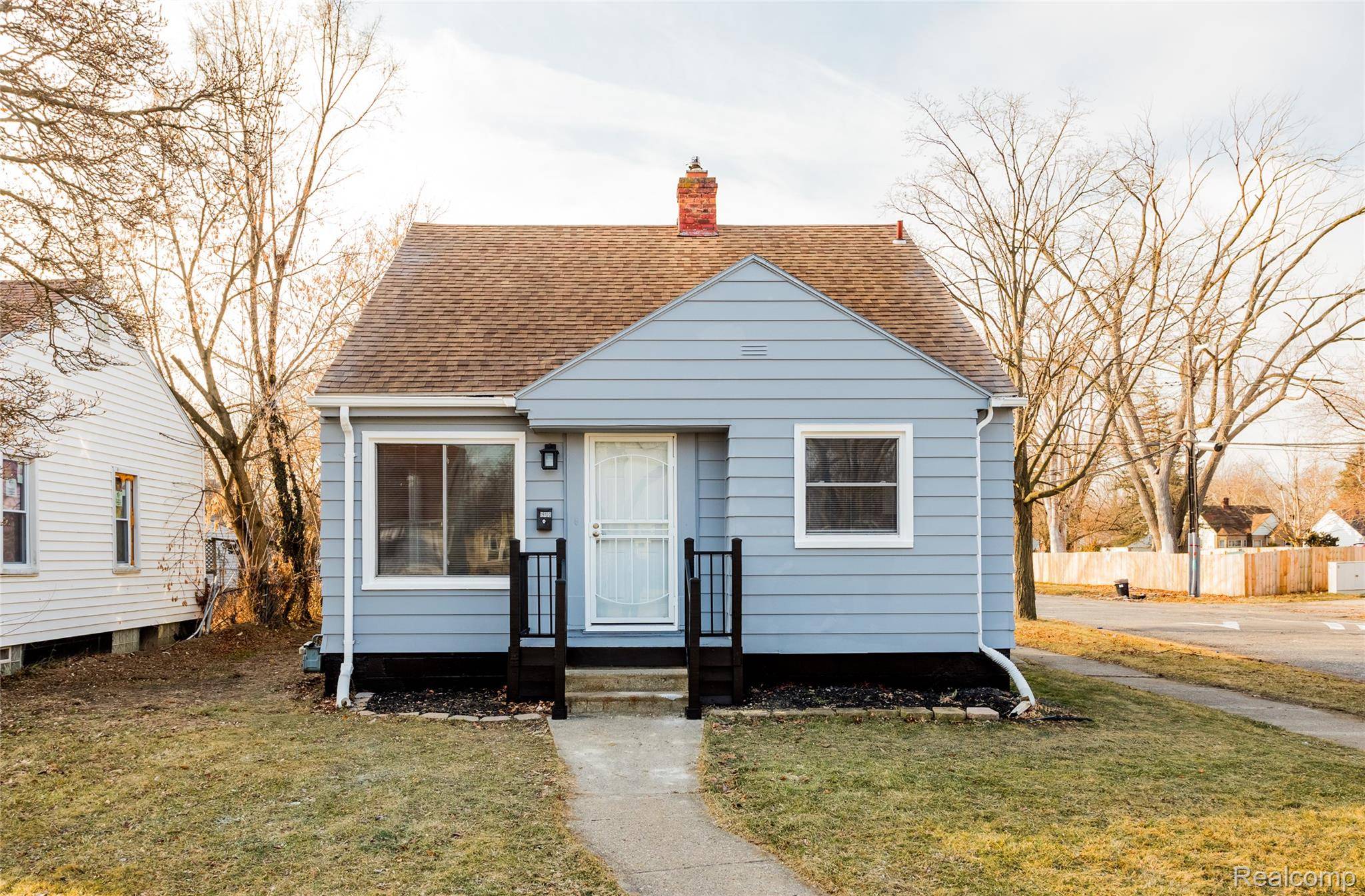 Harper Woods, MI 48225,19100 Kingsville ST