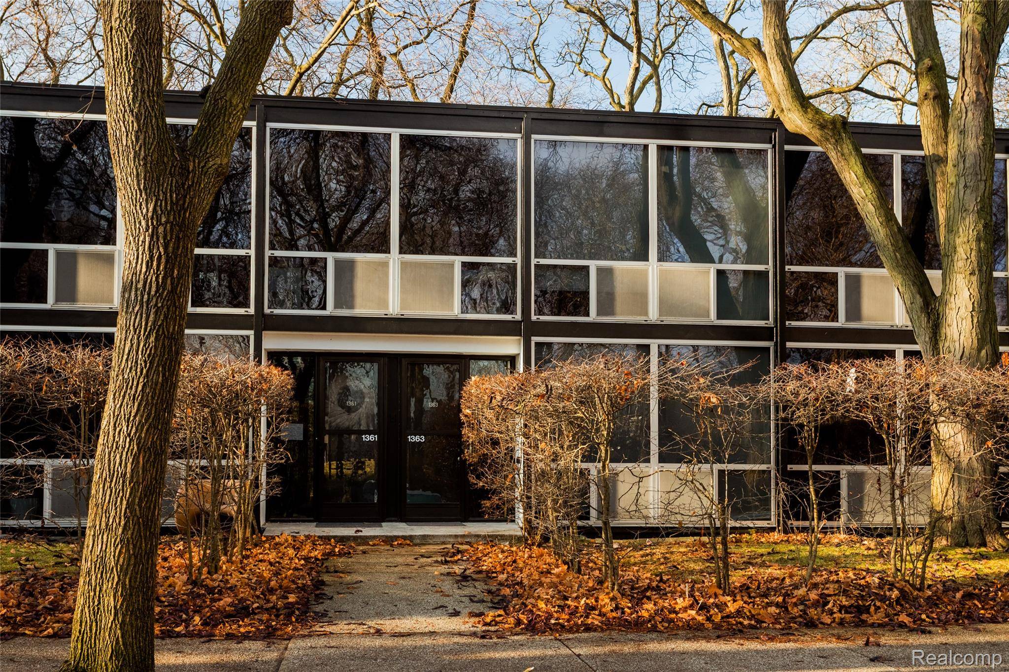 Detroit, MI 48207,1363 Nicolet PL