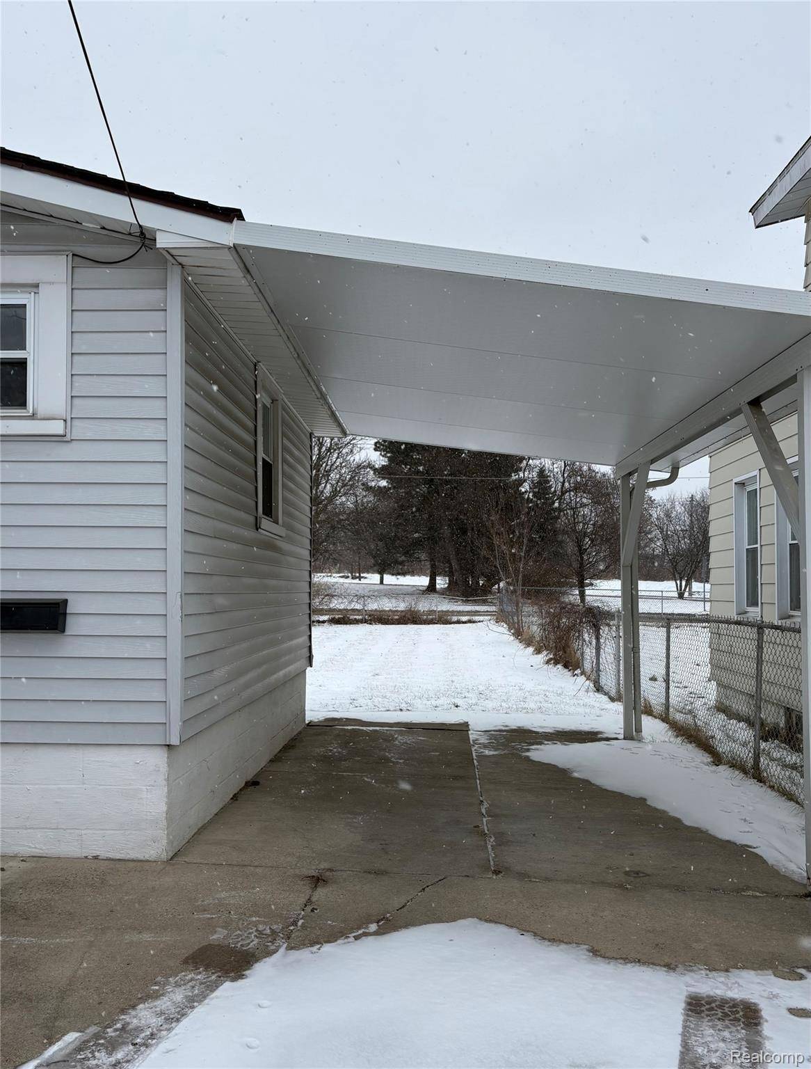 Flint, MI 48505,619 E Dartmouth ST