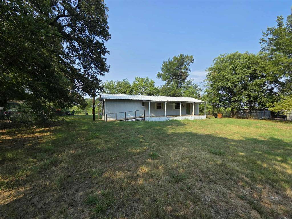 Denison, TX 75020,905 E Sears Street