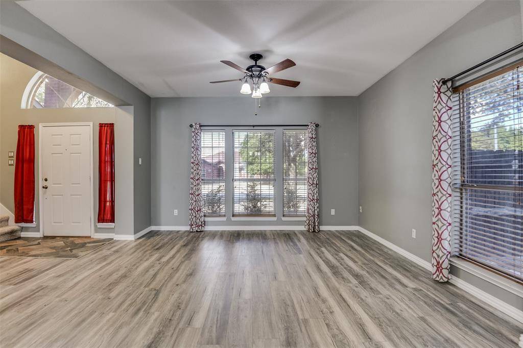 Midlothian, TX 76065,960 High Knoll Drive