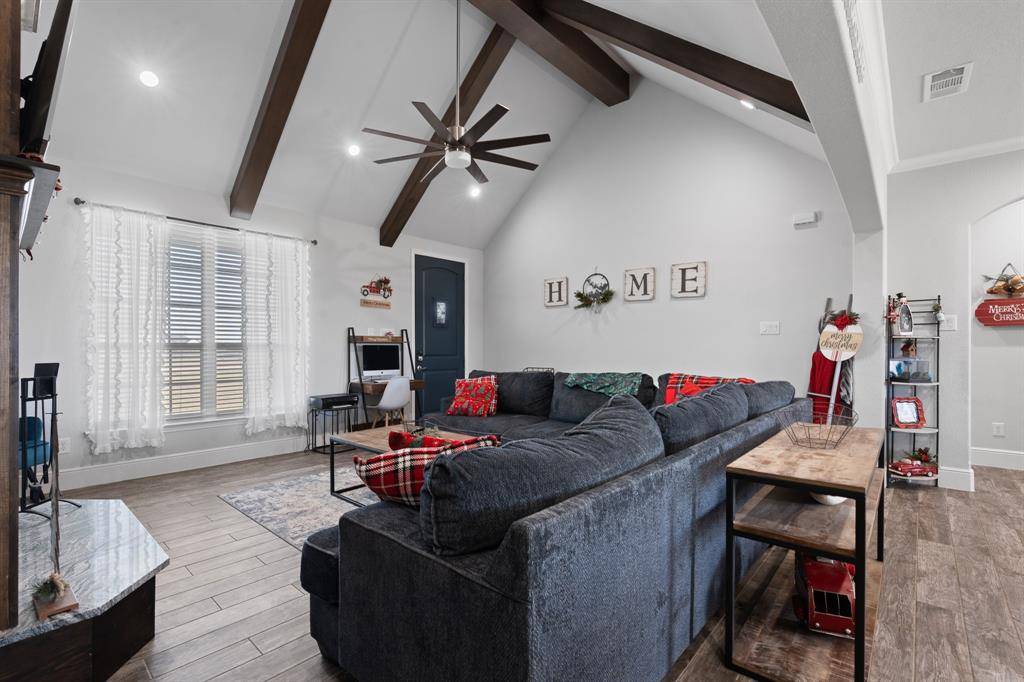 Joshua, TX 76058,6033 Berry Ridge Lane