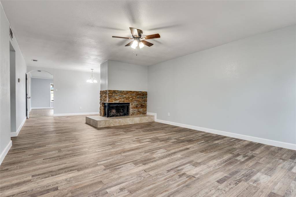 Carrollton, TX 75007,1021 Bellflower Drive