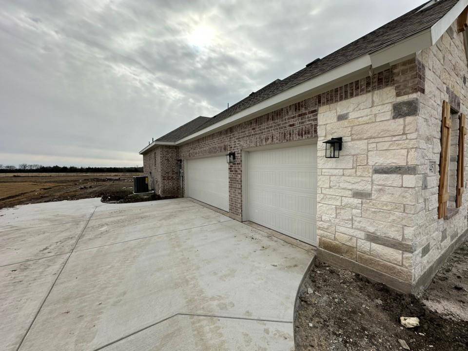 Leonard, TX 75452,345 Cobb Road