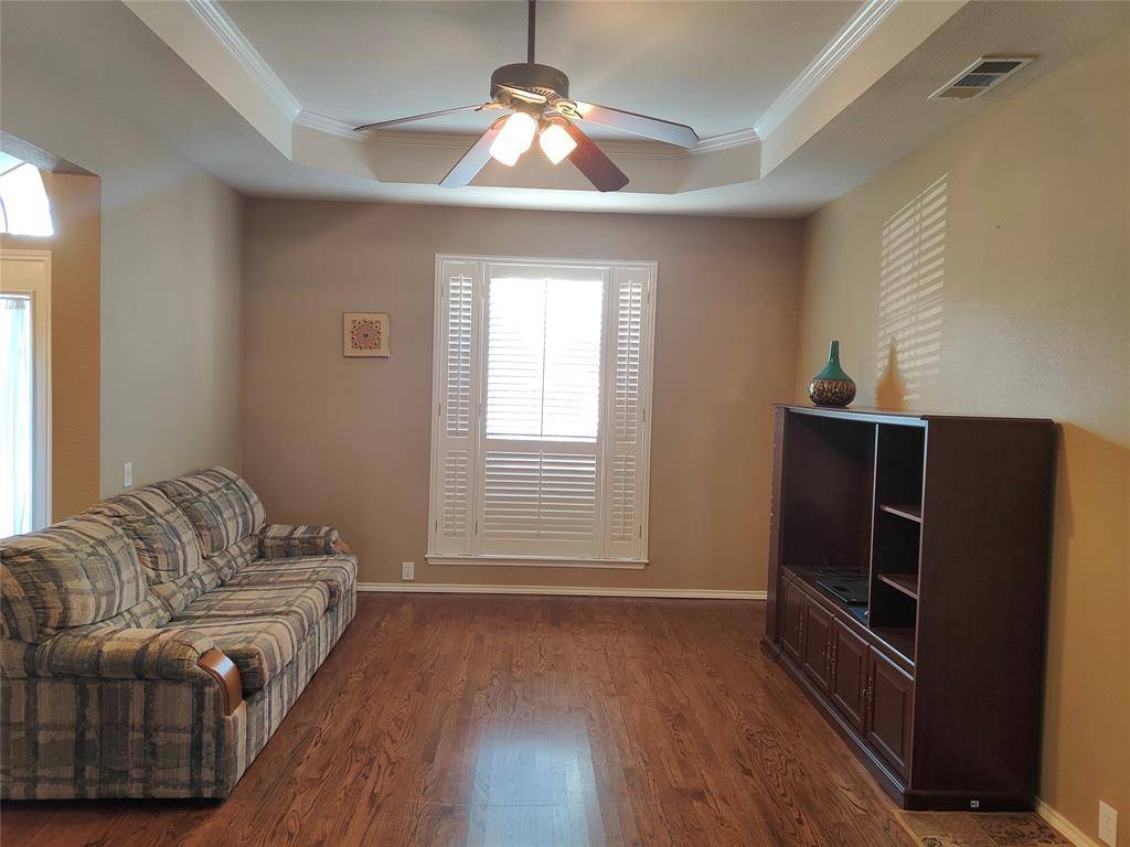 Plano, TX 75025,7900 Roaring Ridge Drive