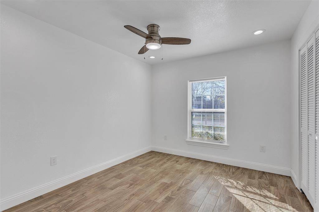 Dallas, TX 75217,8115 Goldfield