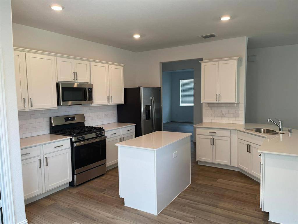 Fort Worth, TX 76179,2644 Starwater Drive